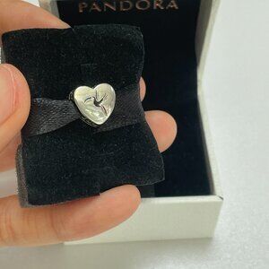 Pandora Belize Charm Bead Charm